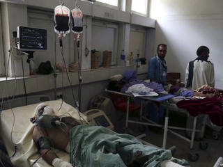 Đánh bom liều chết tại Afghanistan, 230 người thương vong