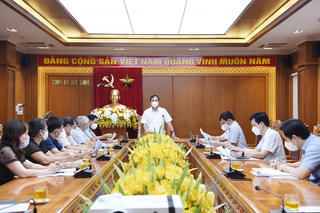 Hà Tĩnh hỗ trợ học sinh có hoàn cảnh khó khăn vào đại học