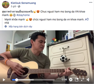 Hành động đẹp của Kiatisuk với người hâm mộ Việt Nam