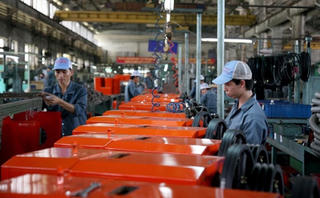 “Sân chơi” các Tập đoàn đa quốc gia: Ít cơ hội cho doanh nghiệp Việt?