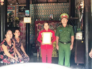 Thăng cấp bậc hàm cho chiến sỹ hy sinh khi cứu hộ cứu nạn