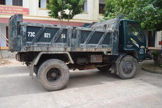 Có hay không việc đổ hóa chất phá hoại Quốc lộ 1A?