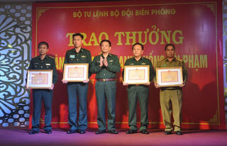 Quảng Trị: Khen thưởng lực lượng triệt phá chuyên án ma túy lớn