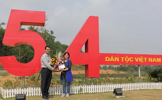 Làng Văn hóa - Du lịch các dân tộc Việt Nam đón vị khách thứ 500.000