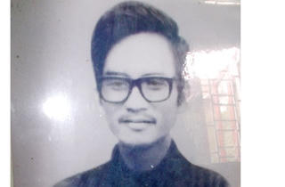 Nguyện tấu khúc hòa bình  bên hoa đồng thảo