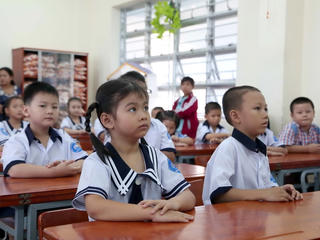 Hà Nội sẽ linh hoạt trong việc thu phí BHYT học sinh, sinh viên