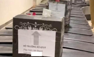 Vụ 'lô hàng ghi tên Bộ trưởng GTVT tại sân bay': Buộc thôi việc đối với nhân viên mạo danh