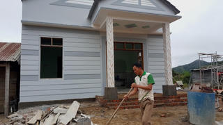 Vượt qua bóng tối