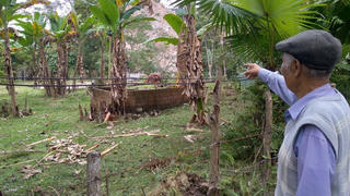 Mỏ đá...hành dân