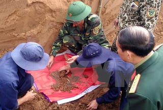 Quảng Trị: Cất bốc thêm nhiều hài cốt liệt sỹ cùng di vật