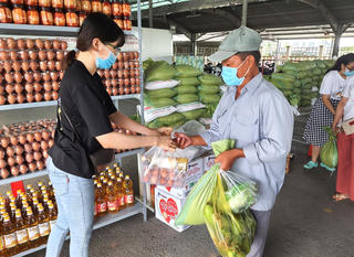 Bạc Liêu: Ấm áp gian hàng '0 đồng', san sẻ yêu thương 