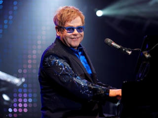 Elton John lên kế hoạch cho tour diễn cuối cùng trong sự nghiệp