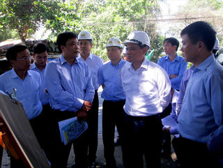 Bộ trưởng Bộ GTVT thị sát tuyến Trung Lương - Mỹ Thuận
