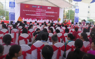 Hỗ trợ việc làm bền vững cho nữ thanh niên nhập cư