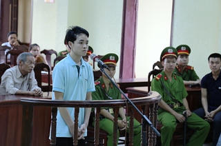 Sát thủ giết 2 hai cha con trong biệt thự xin nhận 'tội chết'