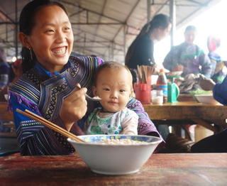 Chợ phở Bắc Hà