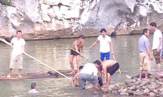 Danh tính 4 nữ sinh chết thảm do dùng săm ô tô làm phao