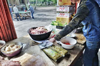 Bên trong trại của người Việt tìm đường nhập cư trái phép vào Anh
