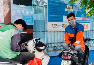 Tài xế xe công nghệ ‘đói khách’