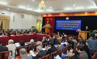 Sáng suốt hiệp thương