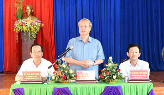 Thường trực Ban Bí thư Trần Quốc Vượng làm việc tại huyện Chư Pưh