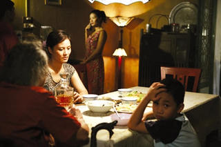 Có nên quy định cứng thời lượng cảnh 'nóng' trong phim?