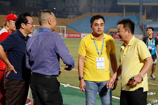 V-League sau vòng 19: Cuộc đua vô địch vẫn nằm trong tay bầu Hiển