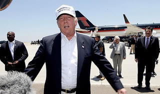Tỷ phú Donald Trump:  “Tôi yêu người Mexico”