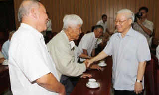 Giữ vững môi trường hòa bình để phát triển đất nước