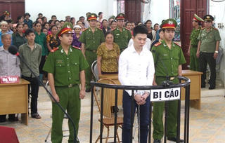 18 năm tù cho kẻ giết, đốt xác cô giáo khi bị phát hiện trộm đồ