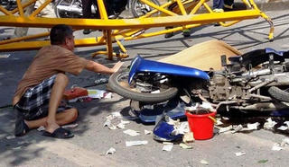 Vụ sập cần cẩu: Dừng thi công để phục vụ điều tra