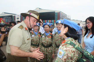 Nhập vào đội quân 'mũ nồi xanh'