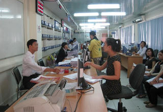 Mòn mỏi chờ hoàn thuế