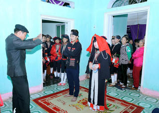 Ấn tượng đám cưới  của người Dao ở Ba Vì