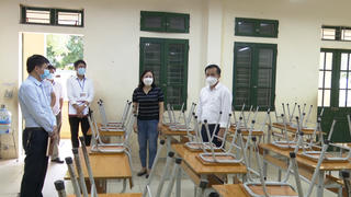 Thận trọng từng bước mở cửa trường học