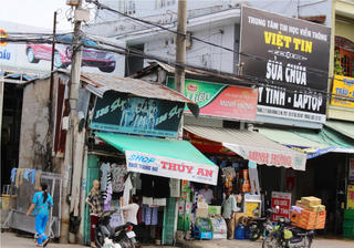 Dẹp nhà siêu mỏng ở Cần Thơ: Trên bảo dưới không nghe!