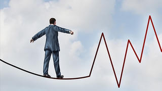 Rủi ro giá cổ phiếu bị 'thổi phồng' quá mức