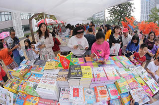 Sôi nổi các hoạt động phát triển văn hóa đọc trong hội sách Vinschool