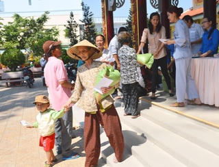 Đồng Tháp:  Gần 13 tỷ đồng chăm lo Tết cho người có công và người nghèo