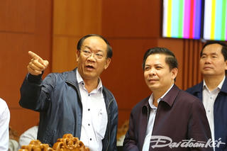 Quảng Nam muốn mở rộng cảng biển và sân bay Chu Lai