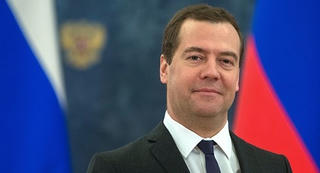 Thủ tướng Nga Dmitry Medvedev bắt đầu thăm chính thức Việt Nam