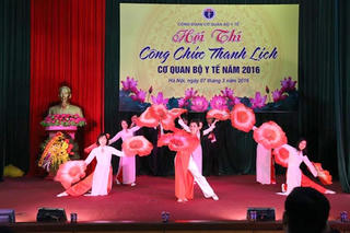 Công chức Bộ Y tế thi thanh lịch