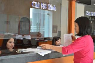 Cơ cấu lại để quản lý nợ công