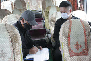 Khai báo y tế điện tử tại bến xe, nhà ga: Mục đích tốt, thực hiện khó