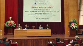 Giữ gìn sự trong sáng và phát triển của tiếng Việt