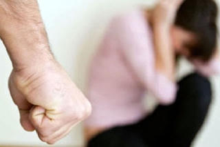 Cần chế tài mạnh với những người thích ‘mạnh tay’ trong gia đình