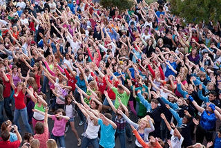 Kết nối cộng đồng bằng Flashmob