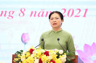 Xây dựng người phụ nữ Việt Nam, vun đắp giá trị gia đình trong thời kỳ mới