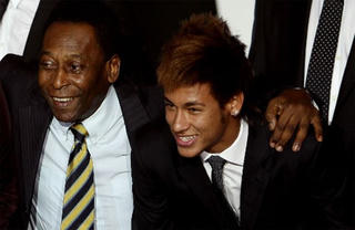 Pele: 'Rời xa Messi, Neymar có cơ hội trở thành ngôi sao lớn'