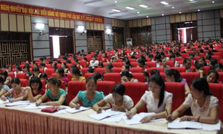 Bồi dưỡng kiến thức biển đảo cho cán bộ quản lý và giáo viên